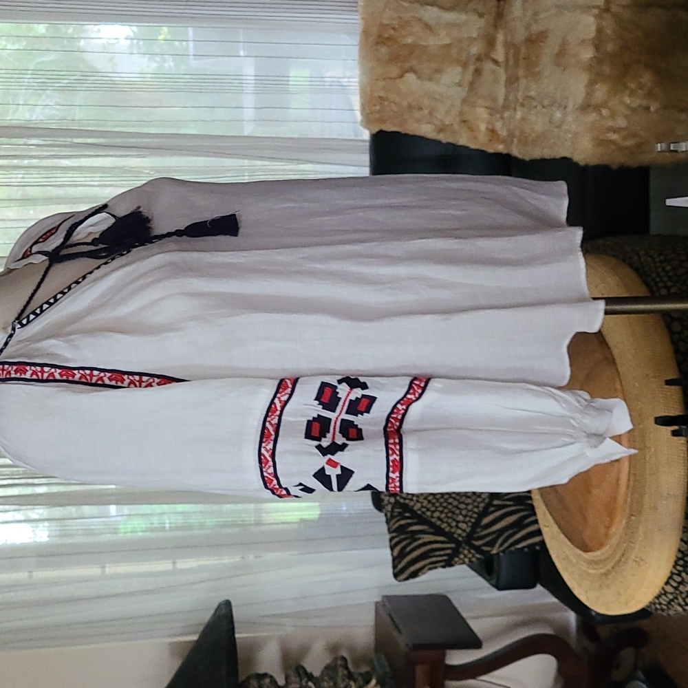 Embroidered glass - Picture 2 of 7